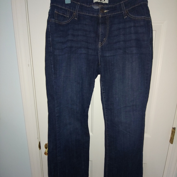 EUC Women’s Levi’s 529 Curvy Bootcut Jeans in Lunar Rising– Size 14 - Picture 6 of 11